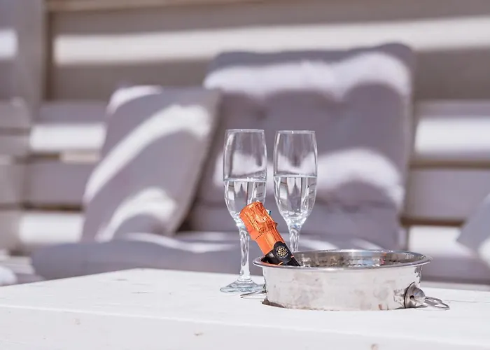 Couette-café Le Bateau Bleu 4*