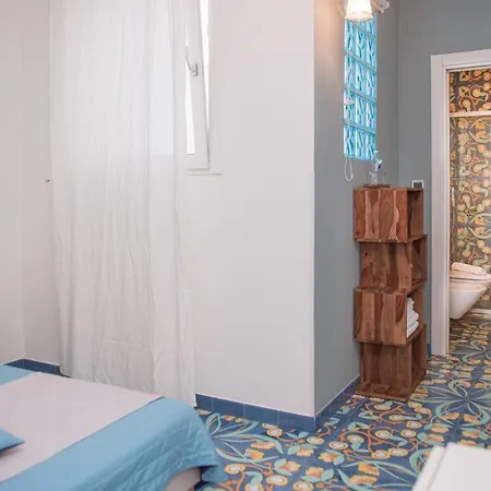 Bed & Breakfast Le Bateau Bleu (adults Only) 4*
