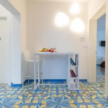 Le Bateau Bleu (adults Only) Bed and breakfast 4*
