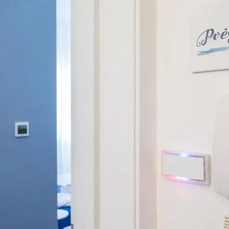 Le Bateau Bleu (adults Only) Bed & Breakfast 4*