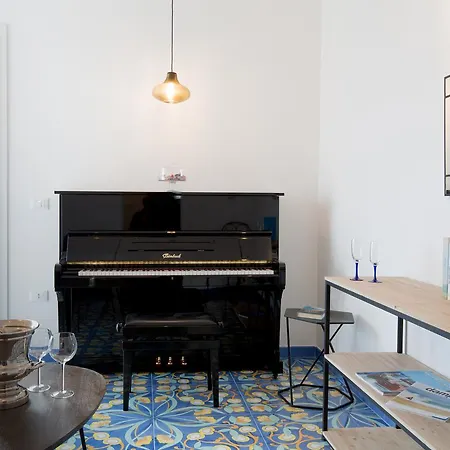 Le Bateau Bleu - Adults Only 12 Bed & Breakfast